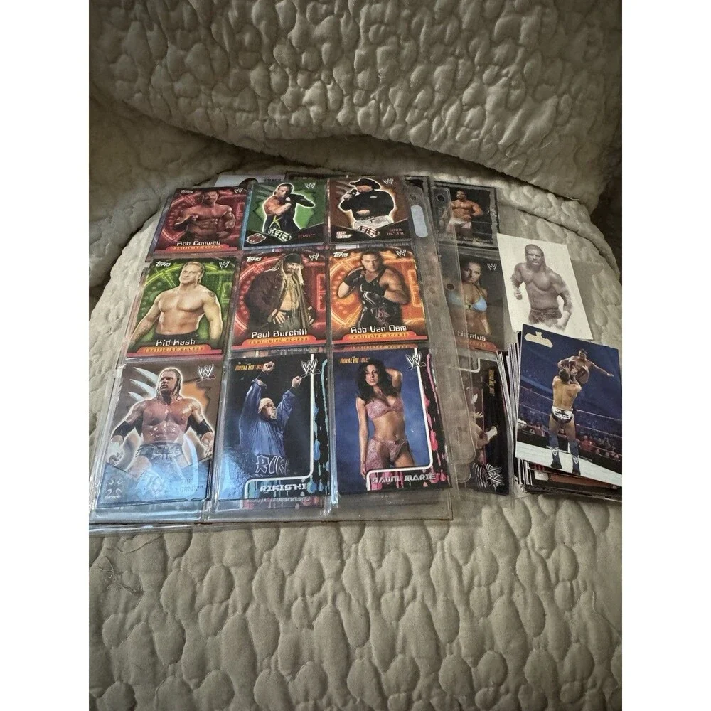 Huge WWE Wrestling Trading Card Lot Topps Binder Pages Loose Cards Vintage 2000s